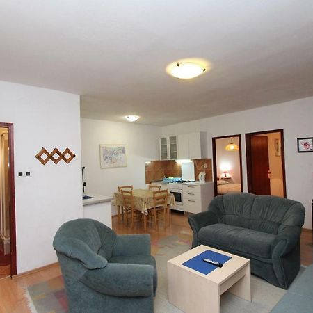 Apartments Lora 로비니 외부 사진