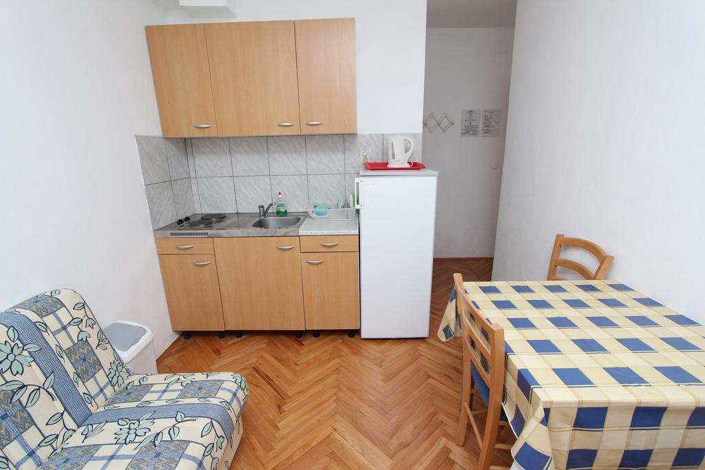 Apartments Lora 로비니 외부 사진